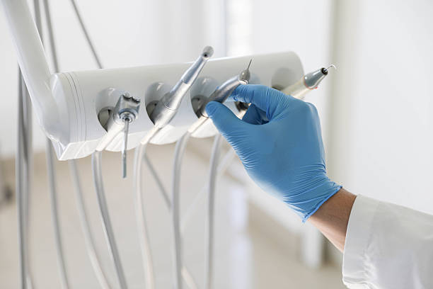 Professional Emergency Dentist technician working in Poteet, TX